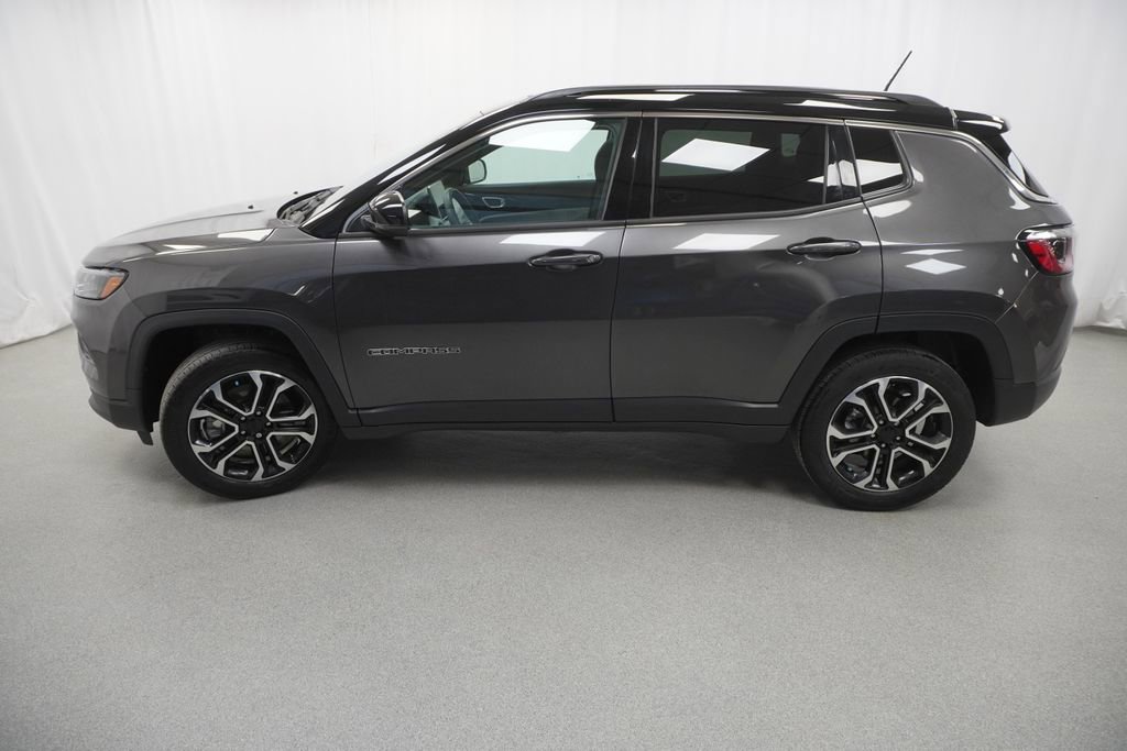Certified 2023 Jeep Compass Limited w/ Sun and Sound Group AWD/4WD image 15