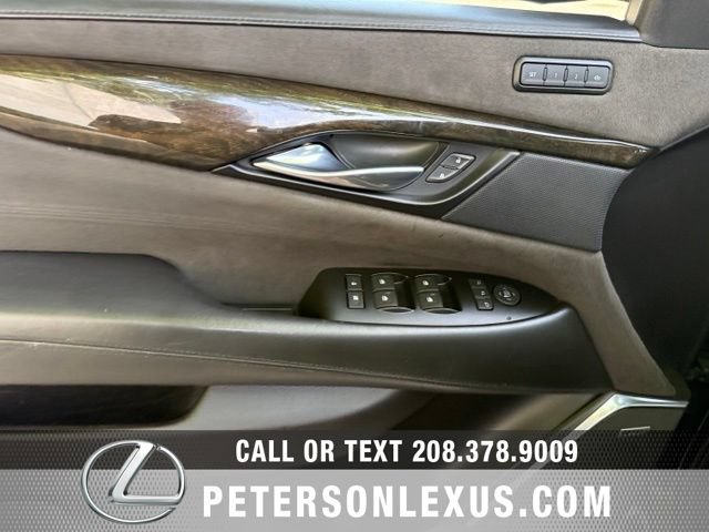 Used 2019 Cadillac Escalade ESV Platinum AWD/4WD image 27