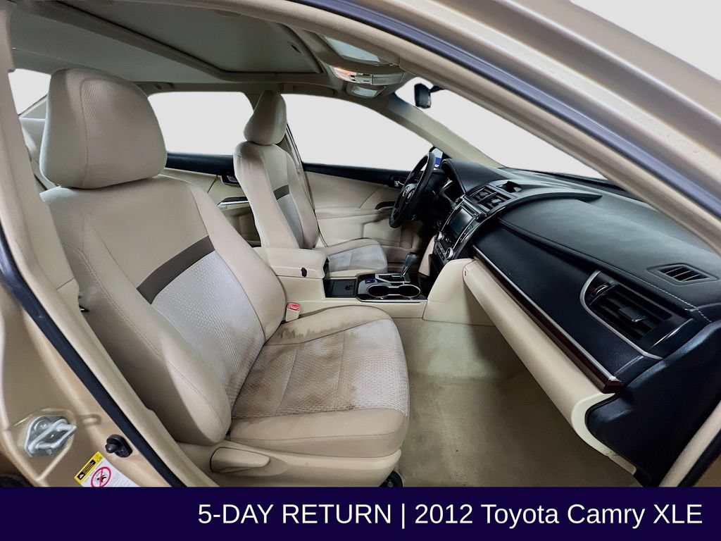 Used 2012 Toyota Camry XLE FWD image 31