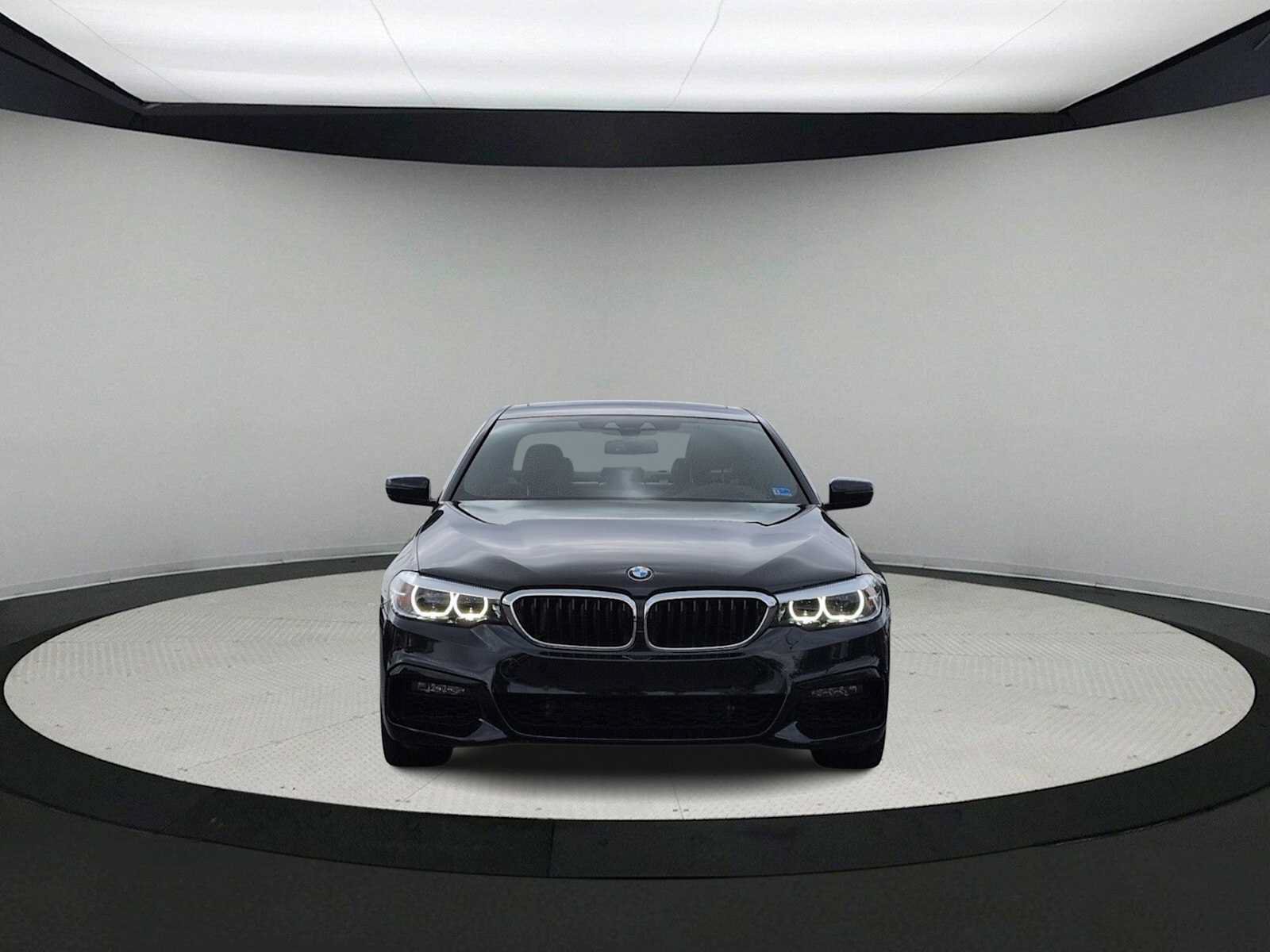 Used 2020 BMW 540i xDrive w/ M Sport Package AWD/4WD image 3