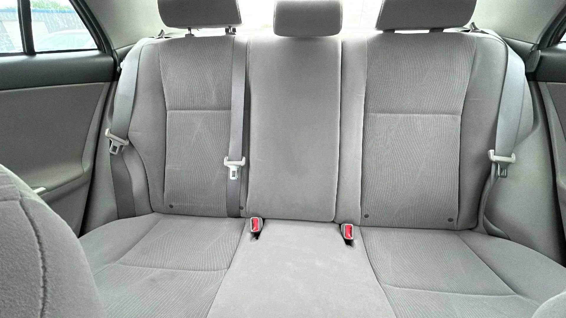 Used 2011 Toyota Corolla LE FWD image 10