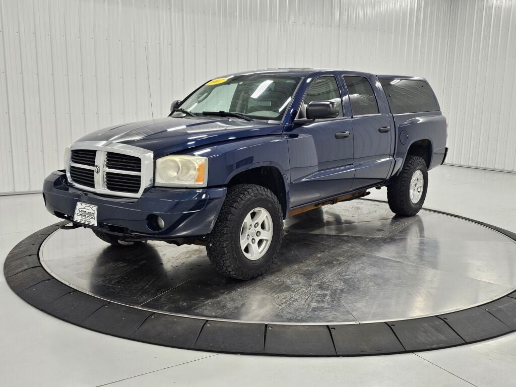 Used 2007 Dodge Dakota SLT w/ Popular Equipment Group AWD/4WD image 1