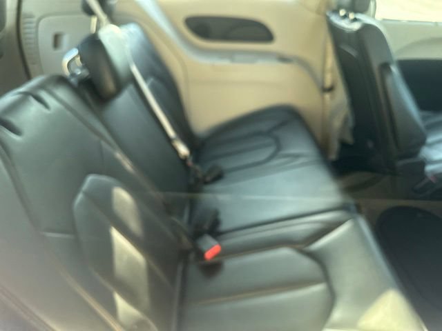 Used 2017 Chrysler Pacifica Touring-L Plus w/ Tire & Wheel Group FWD image 15