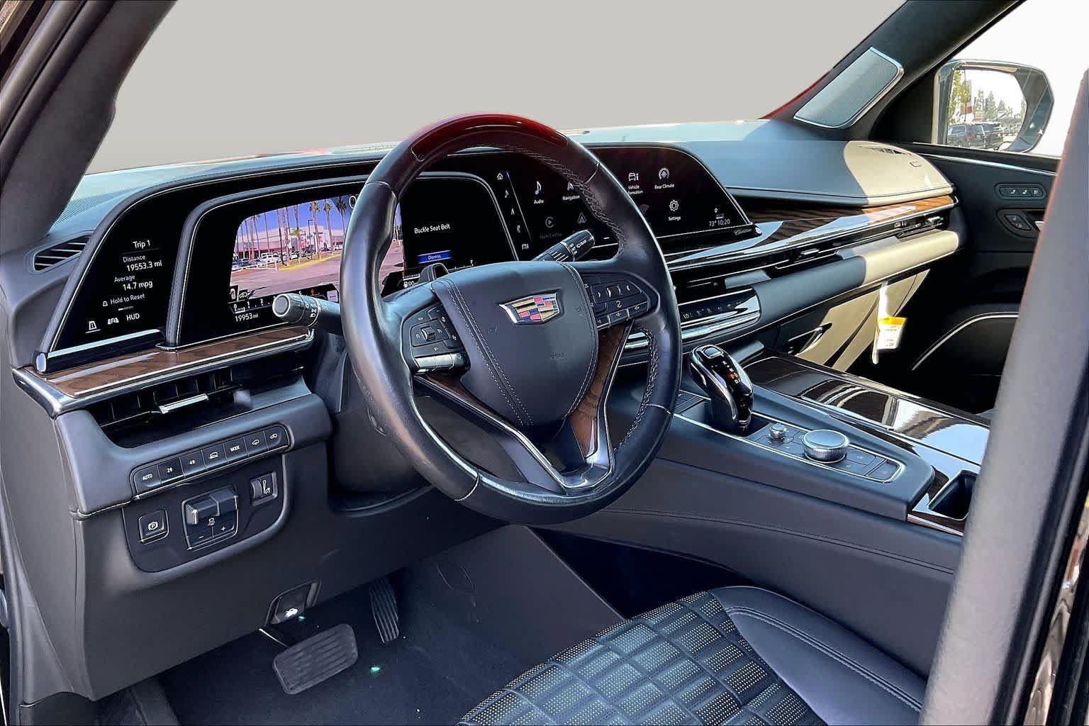 Used 2023 Cadillac Escalade Sport Platinum AWD/4WD image 17