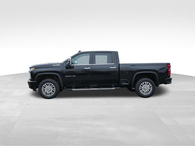 Used 2023 Chevrolet Silverado 3500 High Country w/ Z71 Off-Road Package image 4