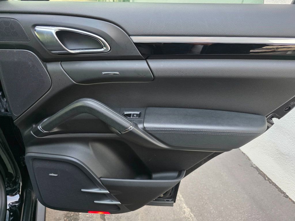 Used 2014 Porsche Cayenne 2014 PORSCHE CAYENNE SPORT DES image 53