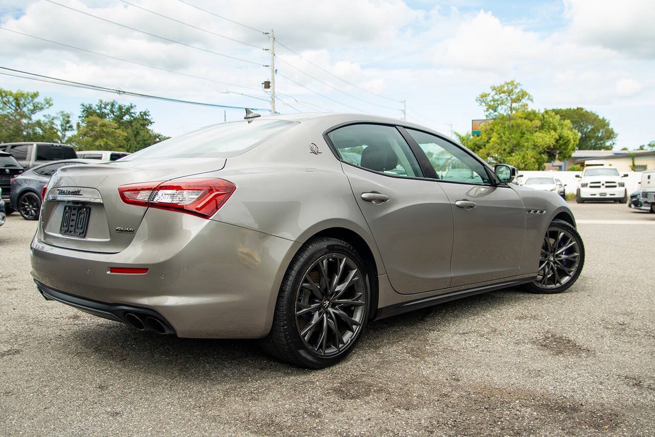 Used 2020 Maserati Ghibli RWD image 13