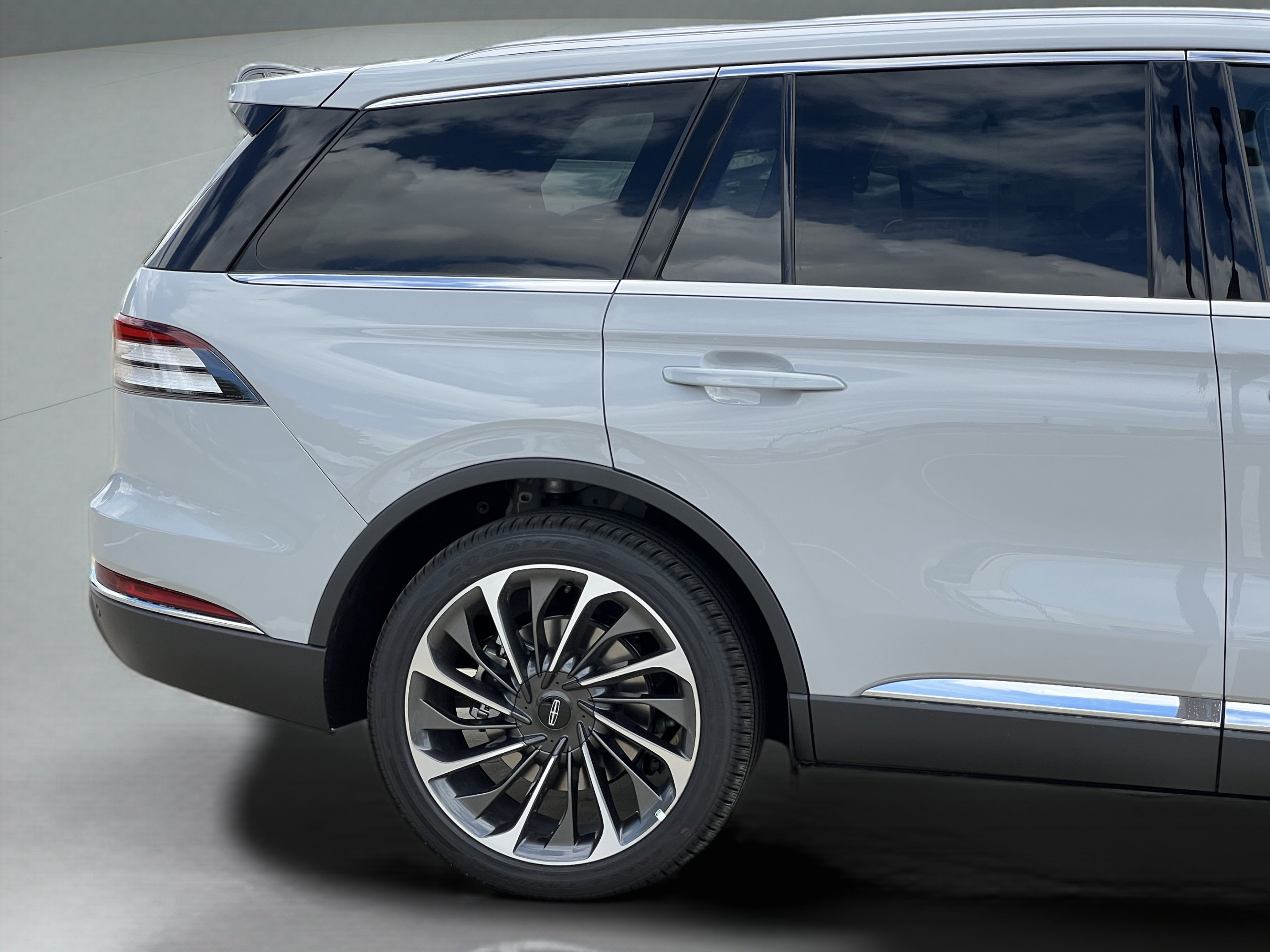 New 2027 Lincoln Aviator Reserve AWD/4WD image 11