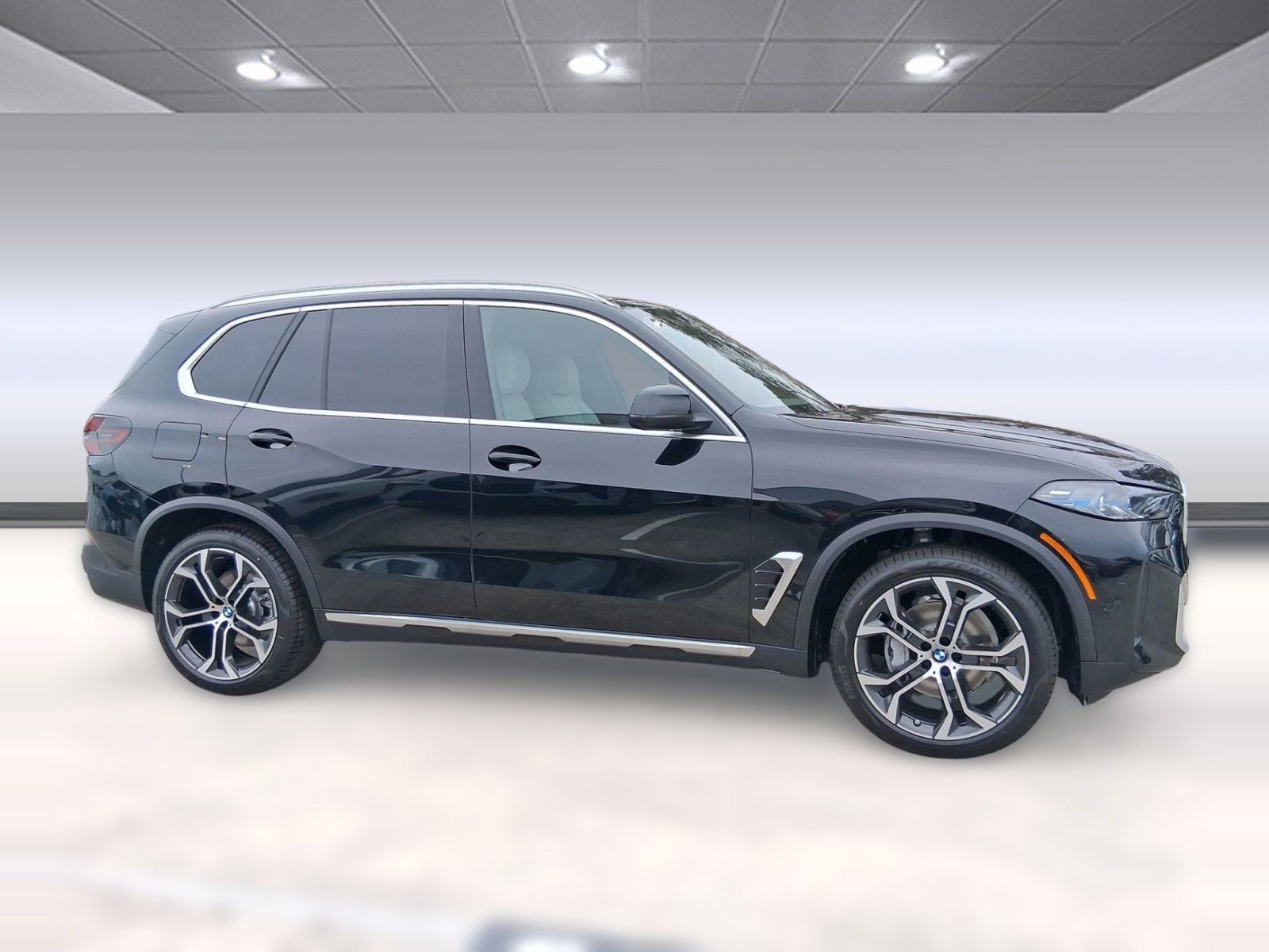 Used 2026 BMW X5 xDrive40i w/ Premium Package AWD/4WD image 8
