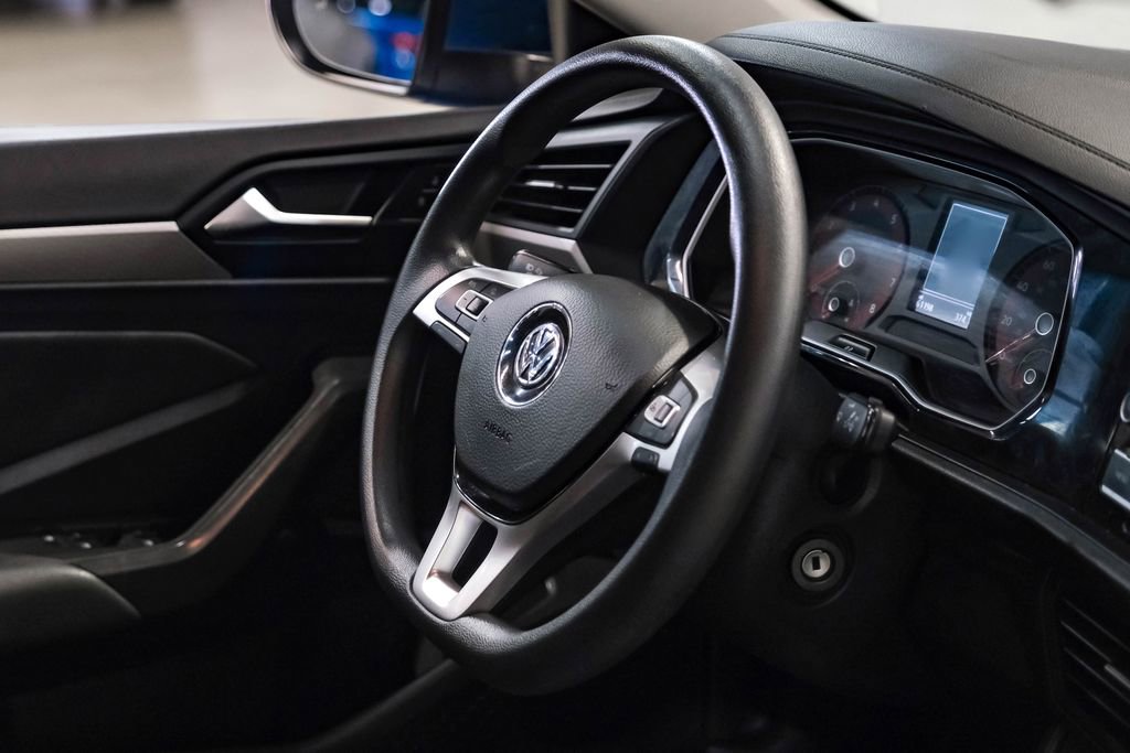 Used 2020 Volkswagen Jetta S w/ Driver Assistance Package FWD image 16