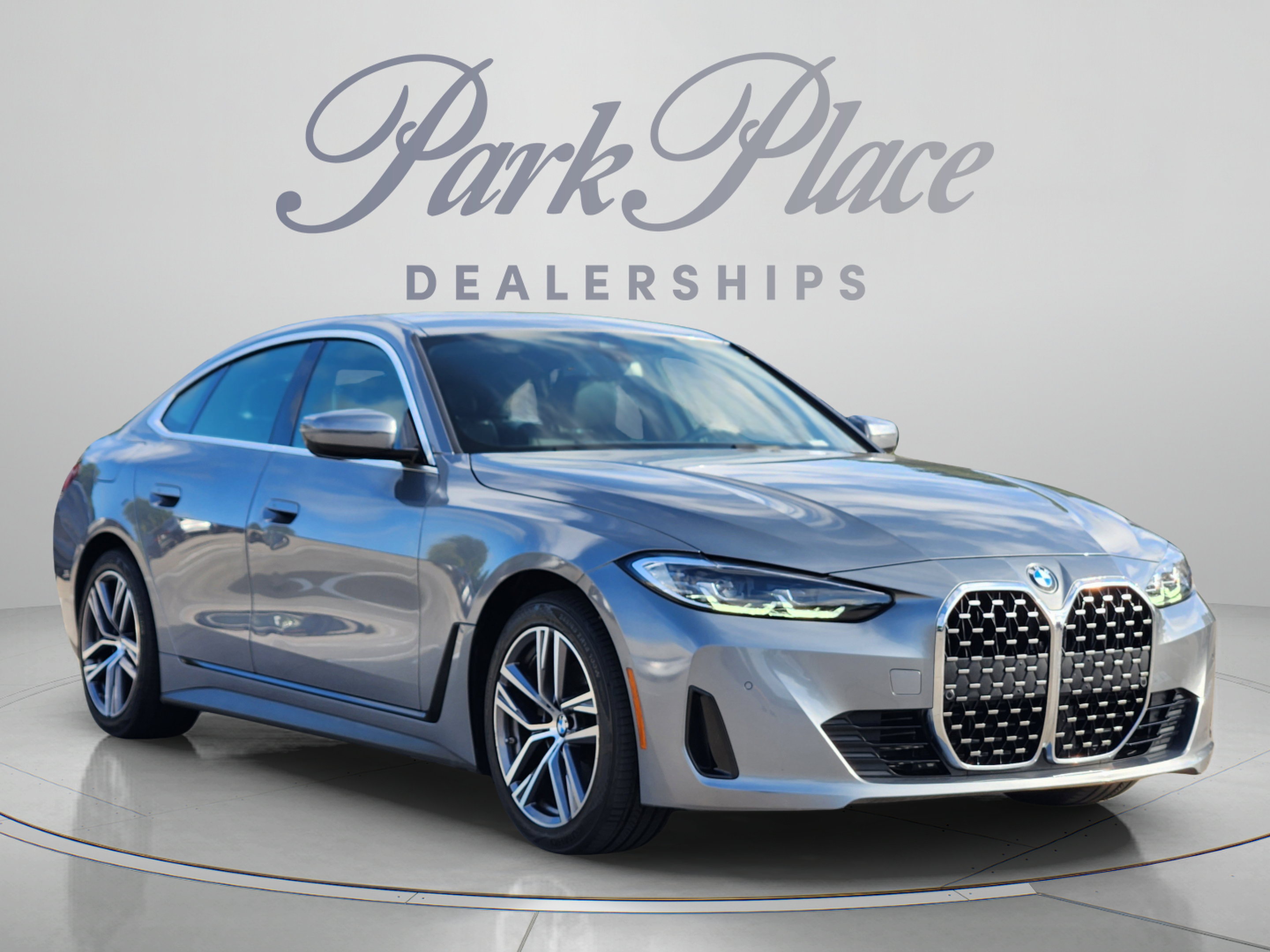Used 2024 BMW 430i Gran Coupe xDrive w/ Premium Package AWD/4WD image 4