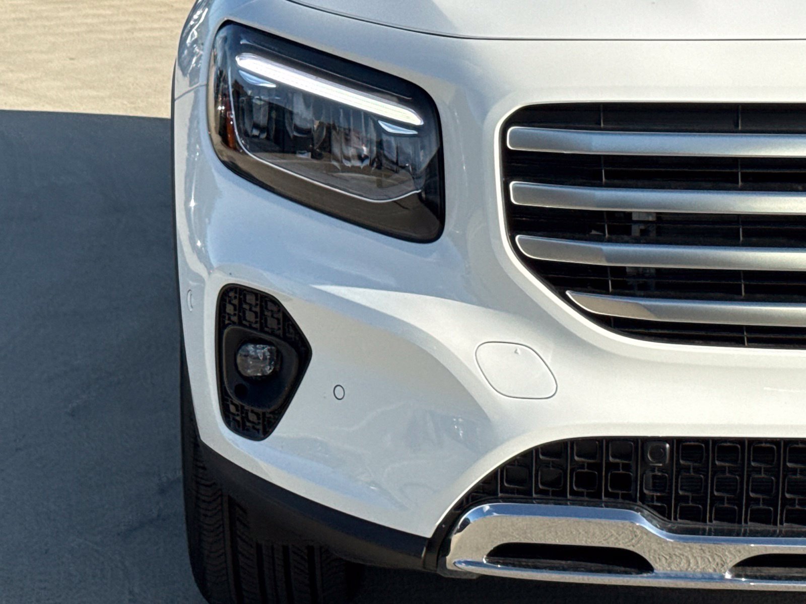 New 2026 Mercedes-Benz GLB 250 4MATIC image 5