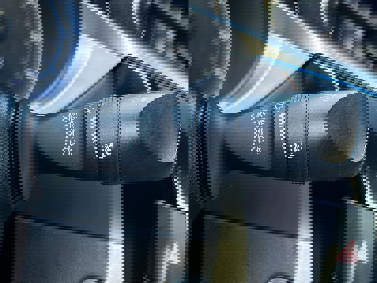 Used 2015 Toyota Corolla S Premium FWD image 27