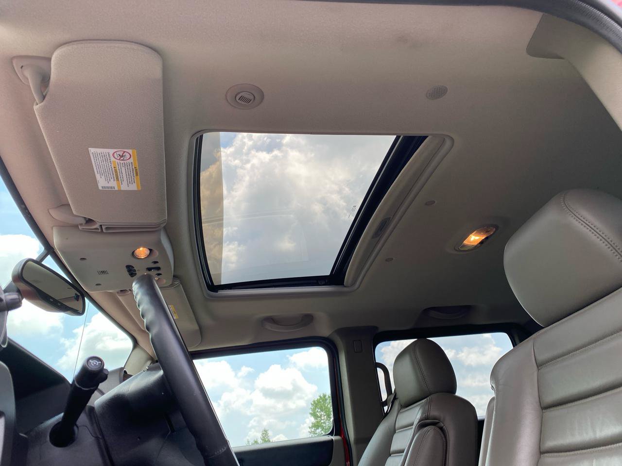 Used 2004 HUMMER H2 AWD/4WD image 43