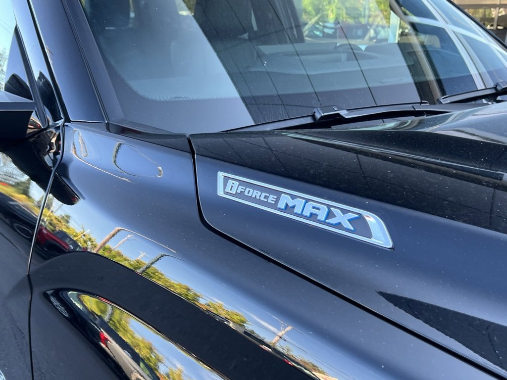 New 2026 Toyota Tundra Platinum image 16