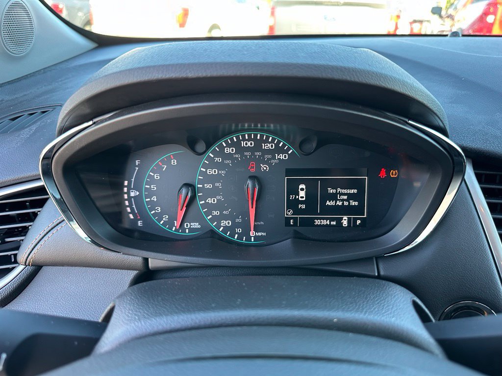 Used 2022 Chevrolet Trax LT w/ LT Convenience Package AWD/4WD image 23