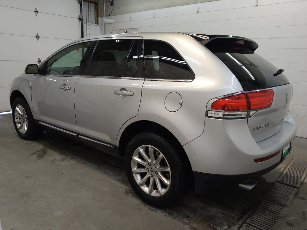 Used 2015 Lincoln MKX AWD w/ Equipment Group 102A image 3