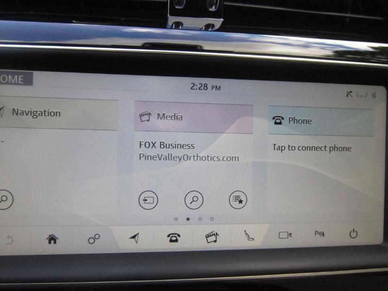 Used 2019 Jaguar F-PACE Premium image 19