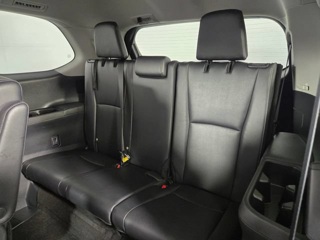 Used 2025 Toyota Grand Highlander FWD image 16