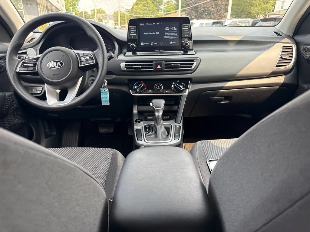 Used 2021 Kia Seltos LX AWD/4WD image 17