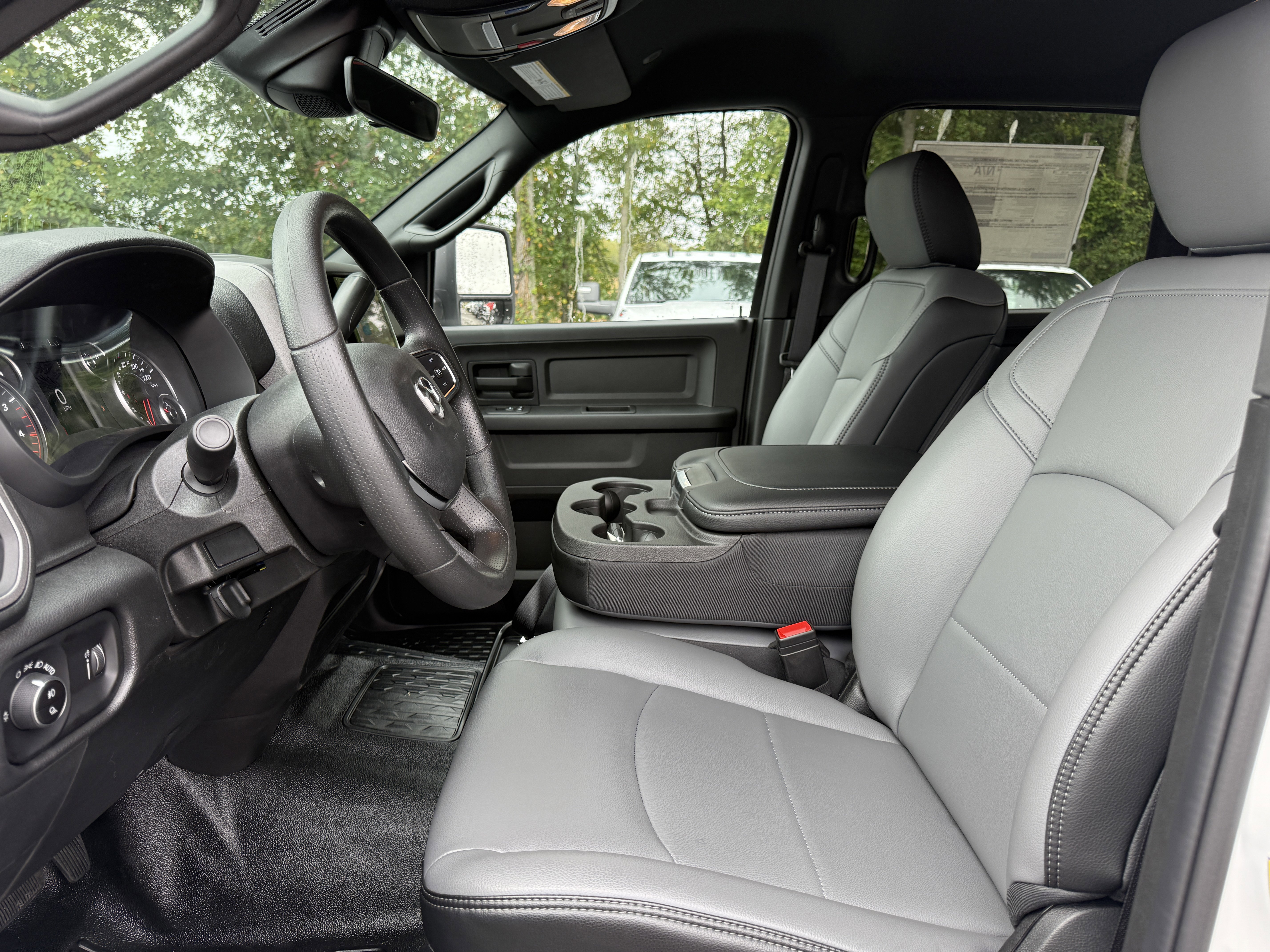 New 2026 RAM 5500 Tradesman w/ Chrome Appearance Group image 14