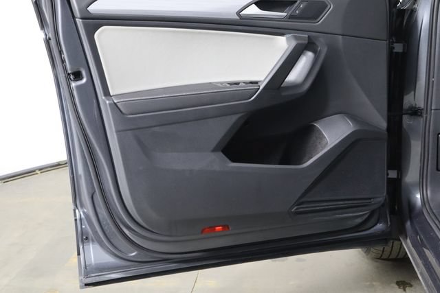 Used 2022 Volkswagen Tiguan S AWD/4WD image 17