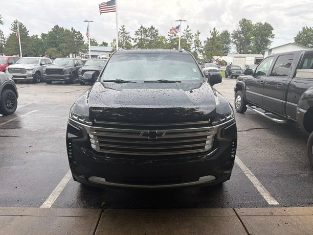 Used 2024 Chevrolet Suburban High Country w/ Advanced Technology Package AWD/4WD image 6
