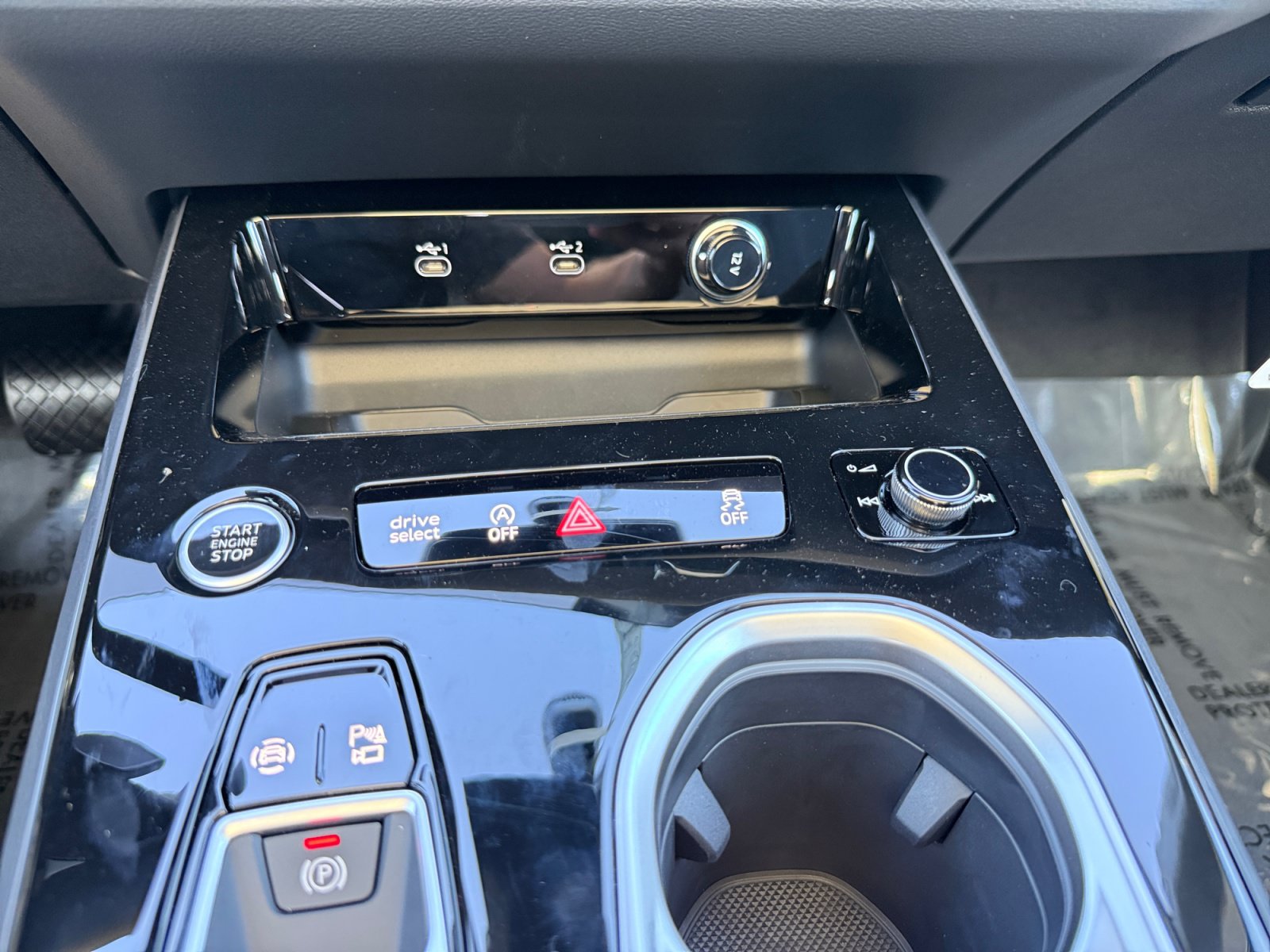 New 2026 Audi A6 Premium Plus AWD/4WD image 13