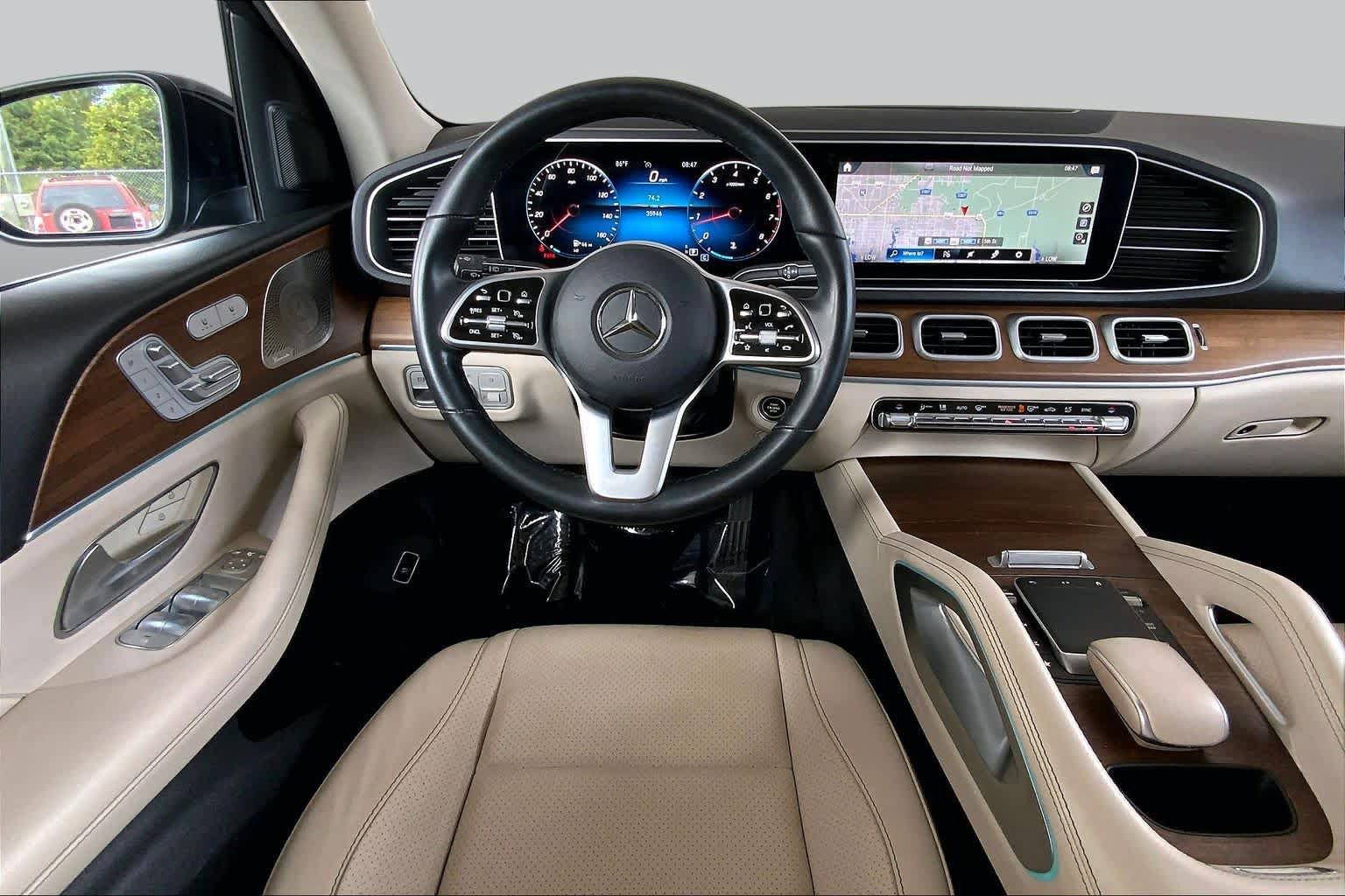 Used 2022 Mercedes-Benz GLE 350 w/ Premium Package image 6