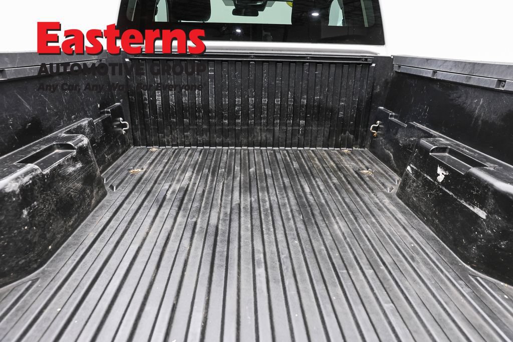 Used 2024 Toyota Tacoma SR RWD image 9