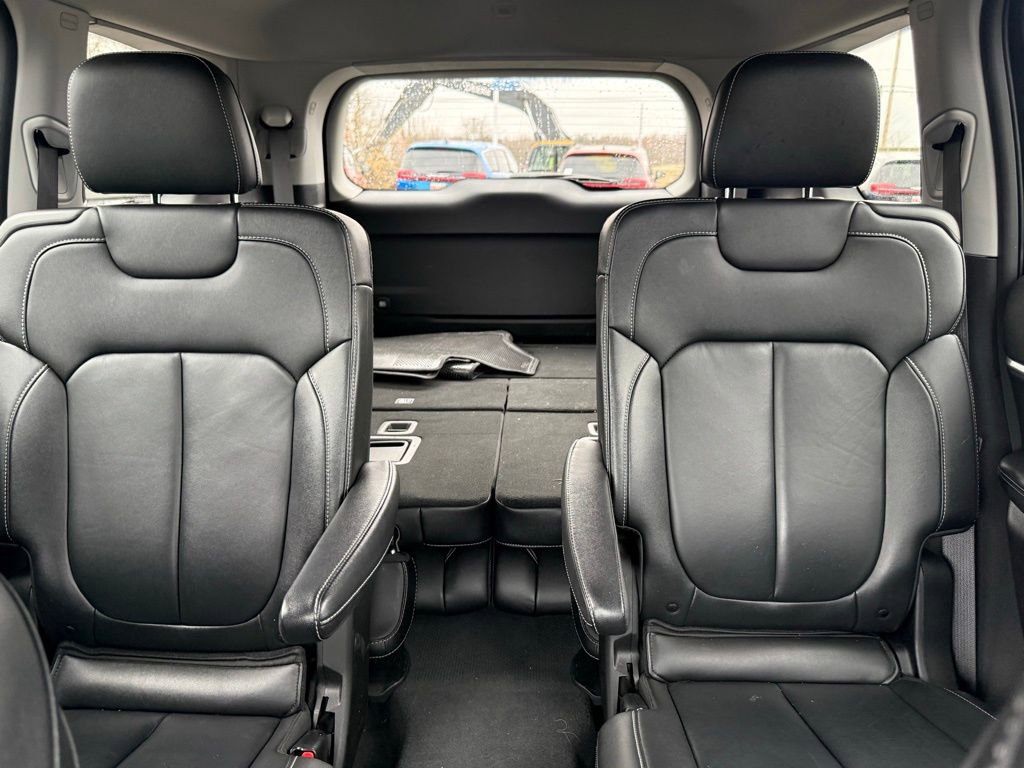 Used 2023 Jeep Grand Cherokee L Limited video 3