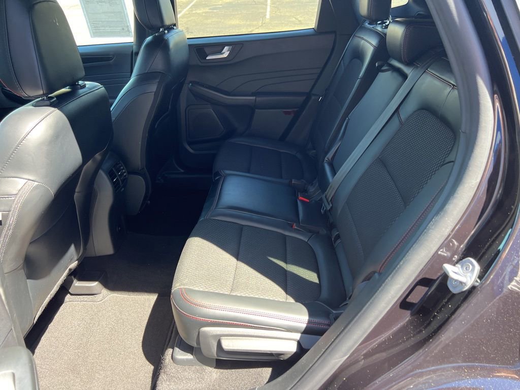 Used 2025 Ford Escape ST-Line w/ Tech Pack #1 image 18
