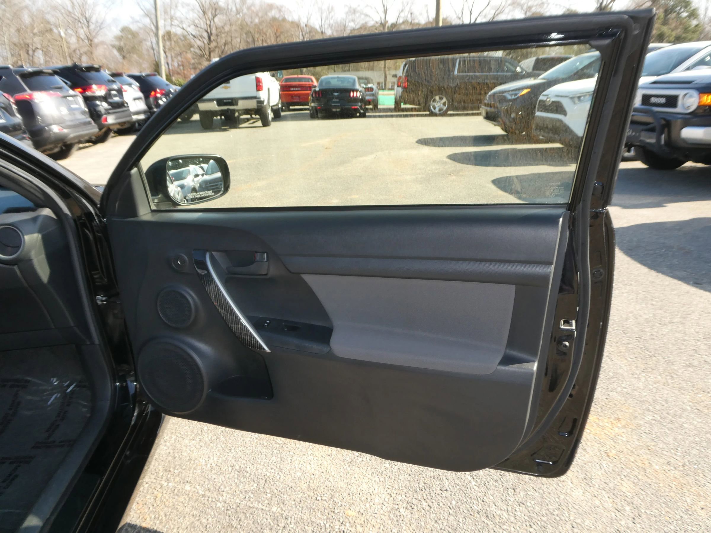 Used 2015 Scion tC image 22