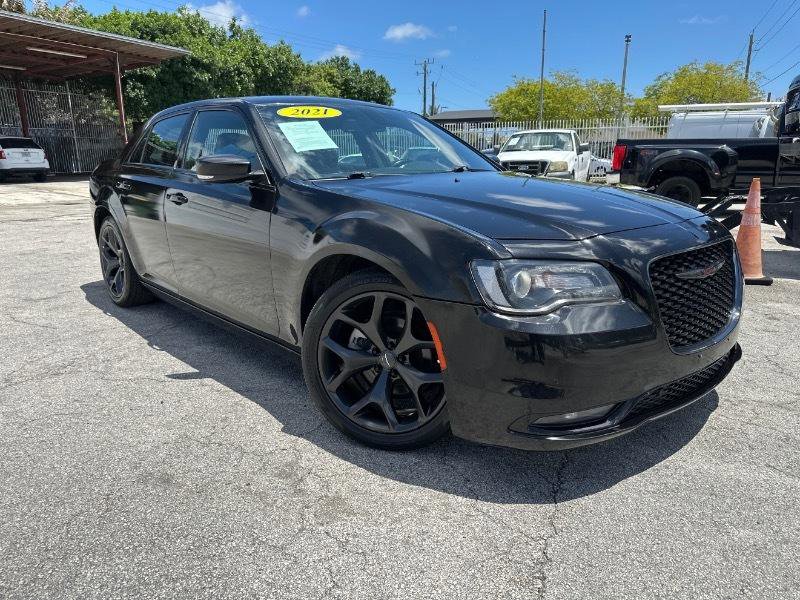 Used 2021 Chrysler 300 S image 7
