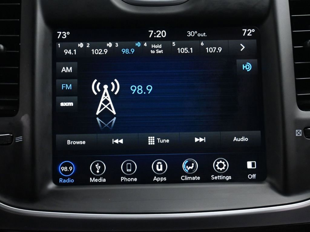 Used 2019 Chrysler 300 Touring w/ Sport Appearance Package image 29