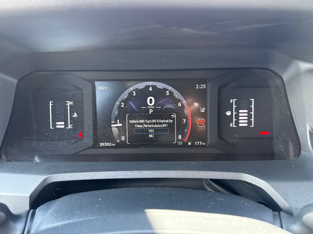 Used 2025 Toyota 4Runner SR5 AWD/4WD image 17