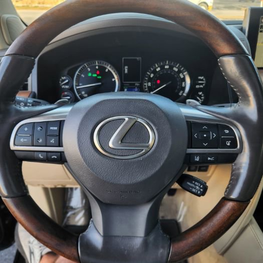 Used 2017 Lexus LX 570 4WD image 30