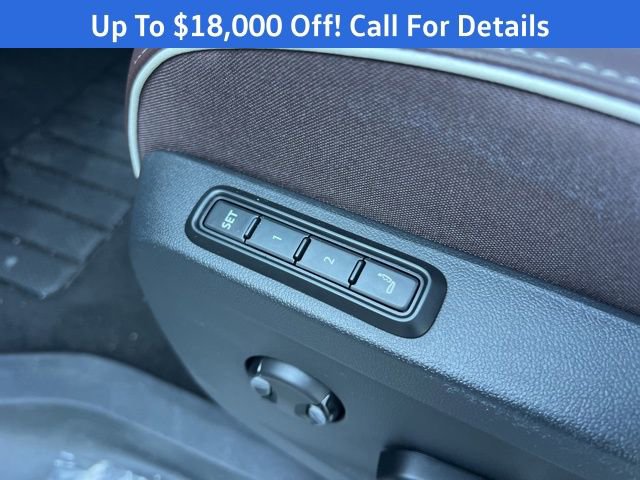 New 2025 Volkswagen ID. Buzz Pro S image 24