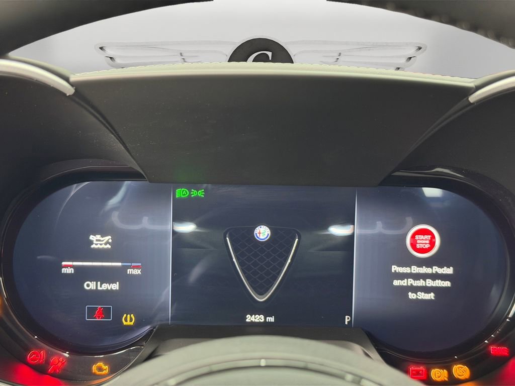 Used 2024 Alfa Romeo Giulia Quadrifoglio RWD image 21