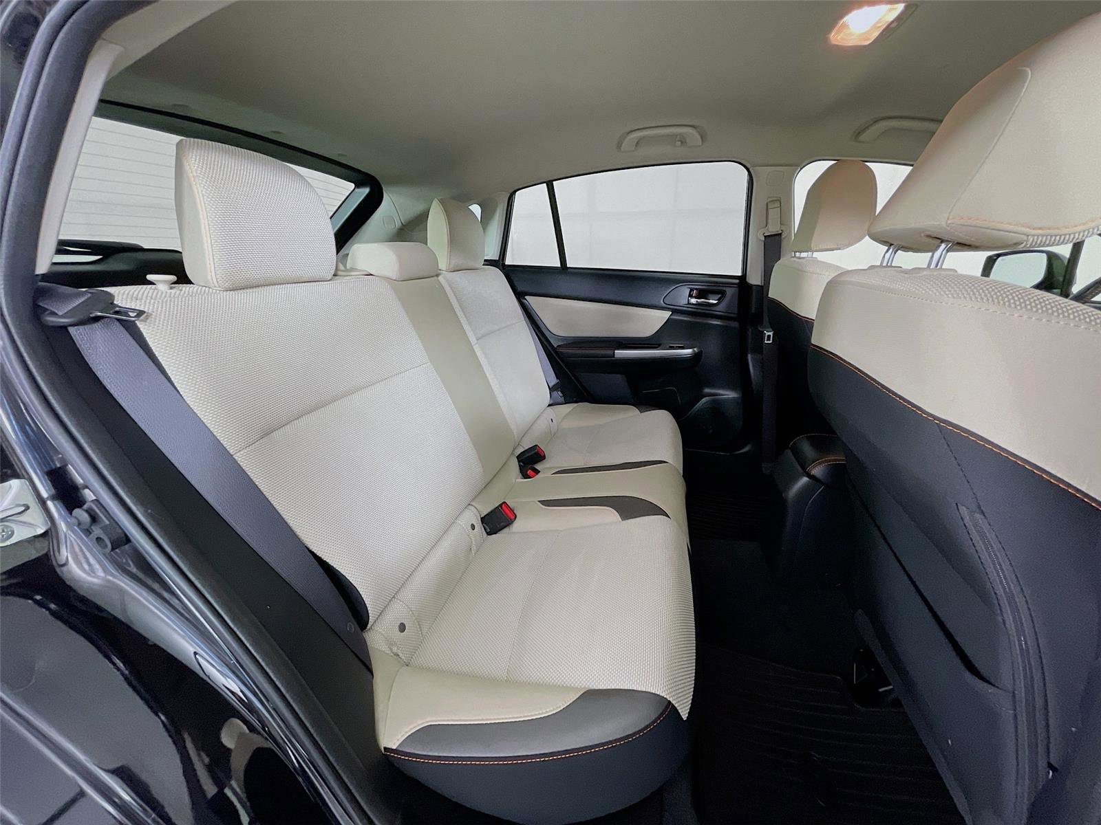 Used 2016 Subaru Crosstrek 2.0i Premium image 27