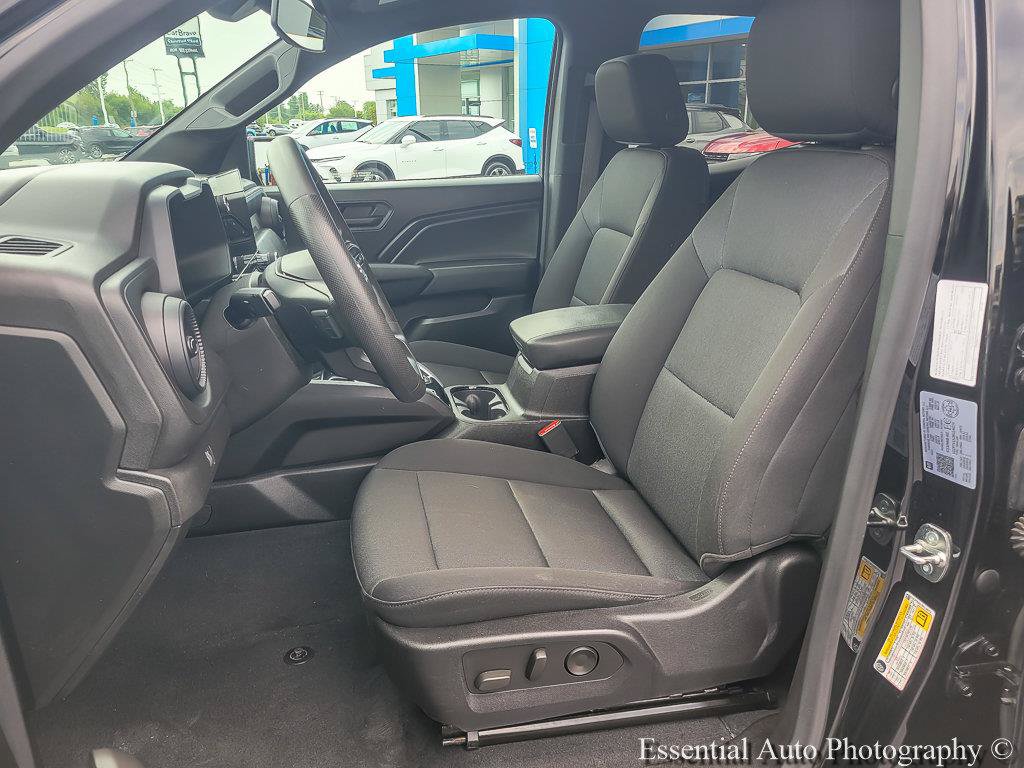 Certified 2024 Chevrolet Colorado Trail Boss w/ Technology Package AWD/4WD image 10
