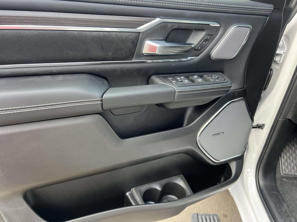 New 2027 RAM 1500 Laramie w/ Night Edition AWD/4WD image 14