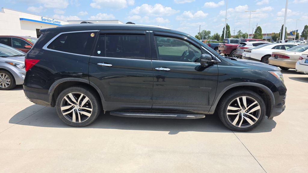 Used 2016 Honda Pilot Touring image 6