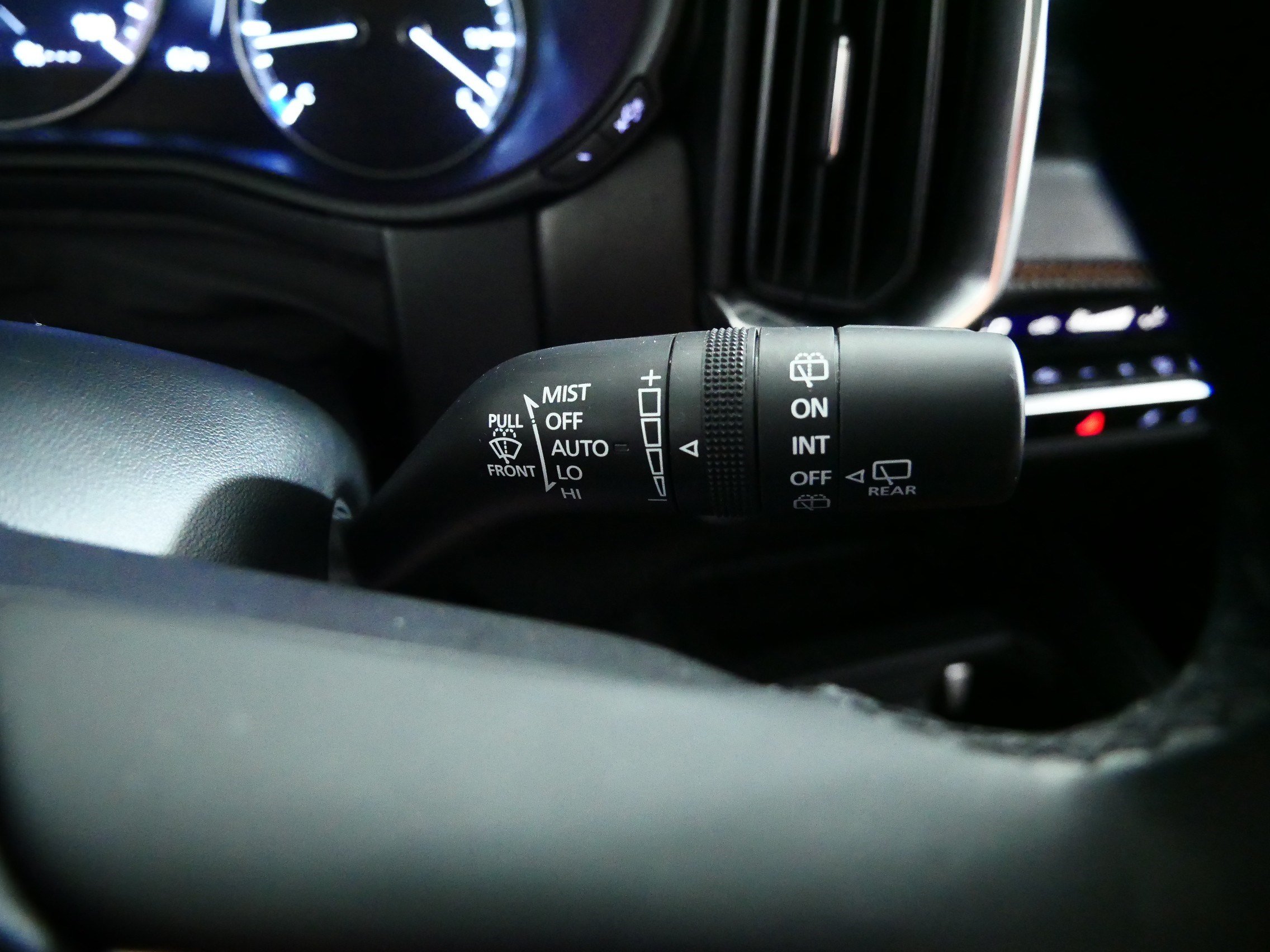 Used 2025 MAZDA CX-50 AWD 2.5 S w/ Premium Plus Pkg image 31