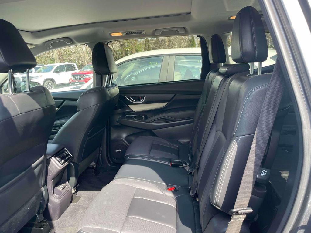 Used 2022 Subaru Ascent Limited w/ Technology Package image 8