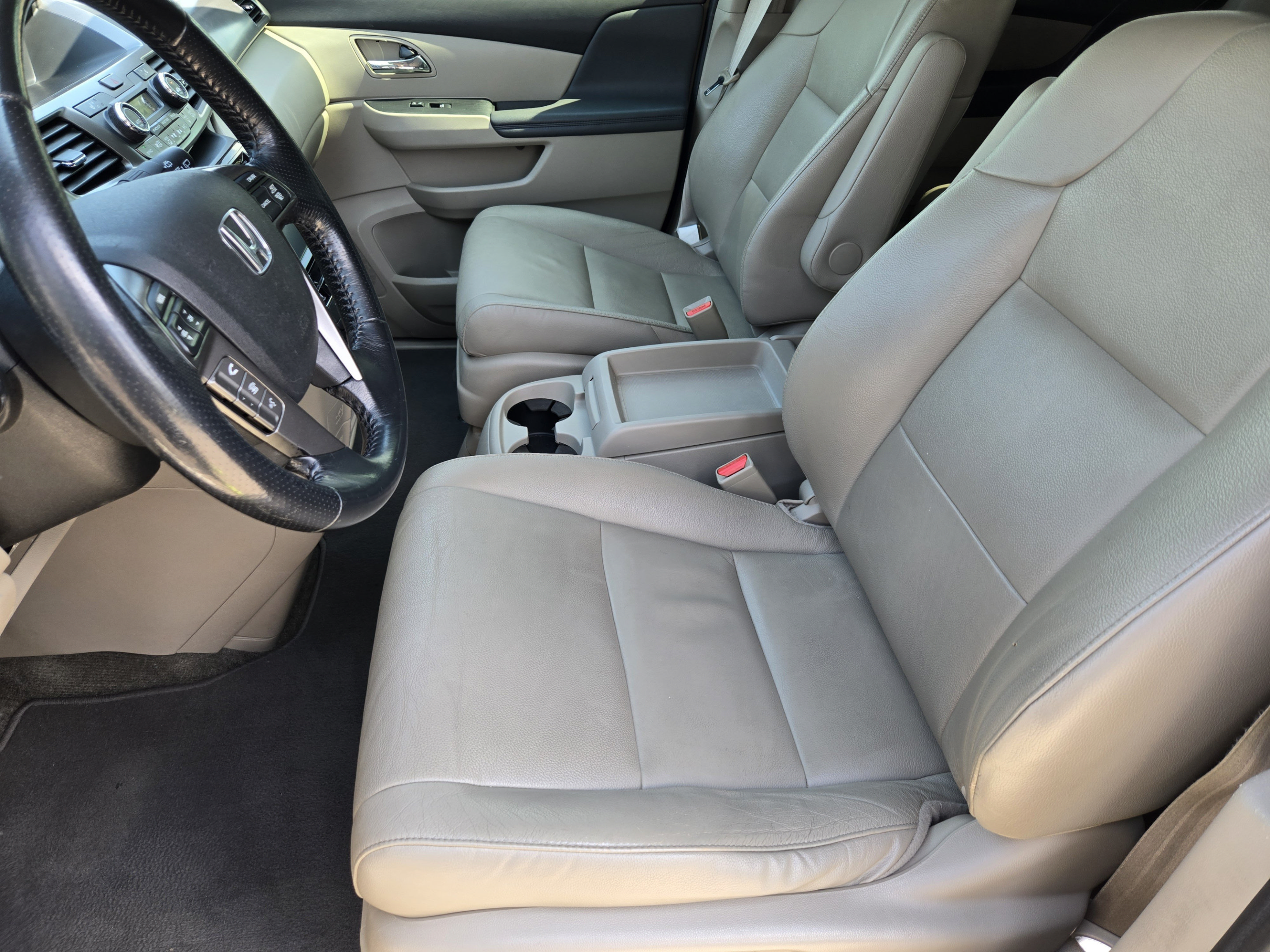 Used 2017 Honda Odyssey EX-L image 9
