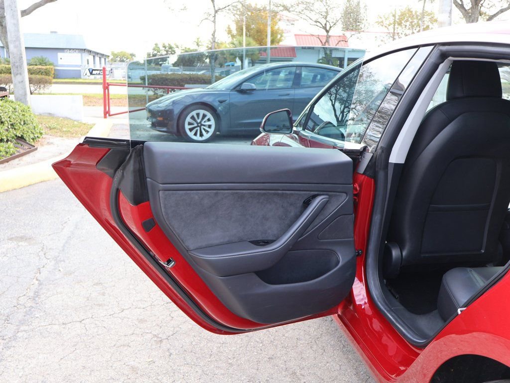 Used 2018 Tesla Model 3 Long Range RWD image 24