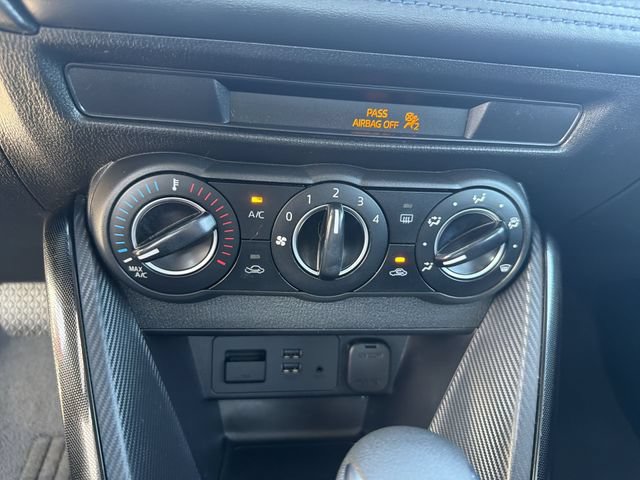 Used 2017 Toyota Yaris iA FWD image 22