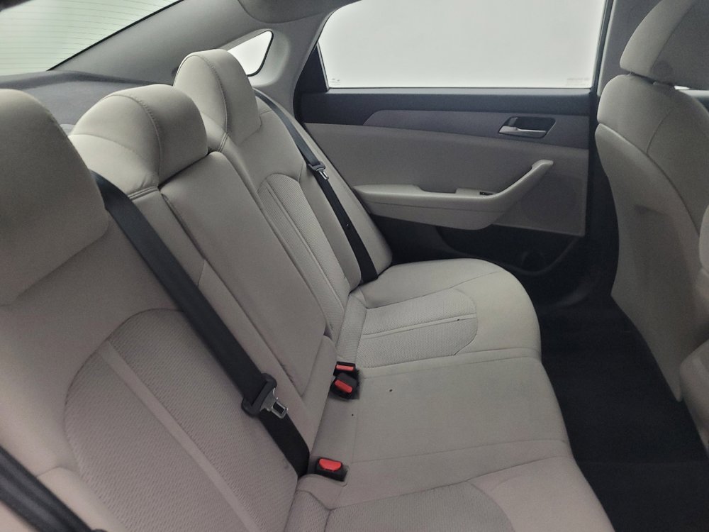 Used 2019 Hyundai Sonata SE FWD image 19