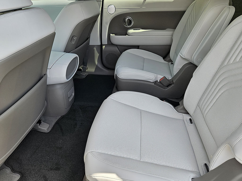 New 2026 Hyundai Palisade SEL Premium FWD image 31